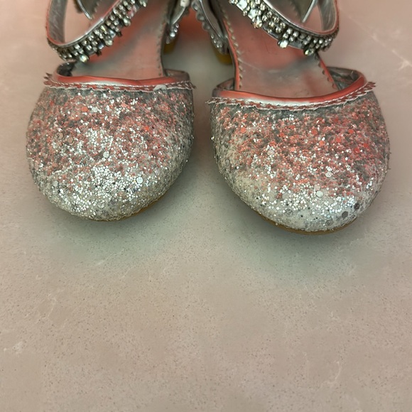 Silver bling size 9 girls dress shoes. Trish Scully - Picture 4 of 4